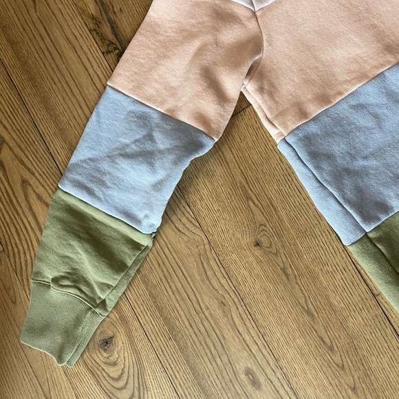 Urban Outfitters Champion Crew Neck Sweatshirt - Picture 7 of 12